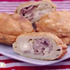 La imagen 3 de la Empresa DCANOS PANZEROTTIS Panadería en Medellín ANT