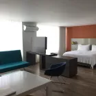 La imagen 35 de la Empresa HOLIDAY INN EXPRESS & SUITES MEDELLIN Lugares de reuniones de negocios en Medellín ANT