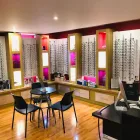La imagen 6 de la Empresa SANTILLANA ÓPTICA Tienda de accesorios de moda en Manizales CAL