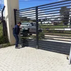 La imagen 6 de la Empresa SEGUTRONIX PUERTAS AUTOMATICAS en Bogota DC