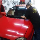 La imagen 2 de la Empresa SERVIPUERTAS BOGOTA Taller de reparación y reemplazo de vidrios de automóviles en Bogotá, D.c. CUN