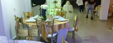 La imagen 1 de la Empresa BANQUETES A SU MAJESTAD Tienda de artículos para fiestas en Medellín ANT