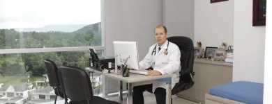 La imagen 2 de la Empresa DOCTOR EDGAR JAVIER ELLIS ACOSTA Patología en Floridablanca SAN