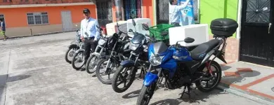 La imagen 3 de la Empresa DOMICILIOS CORRECAMINOS SOLUCIONES S.A.S Servicio de transporte en Ibagué TOL