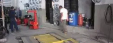 La imagen 2 de la Empresa LLANTAS SERVILLANTAS GRANADA LA 37 Taller de reparación de automóviles en Manizales CAL