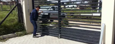 La imagen 6 de la Empresa SEGUTRONIX PUERTAS AUTOMATICAS en Bogota DC