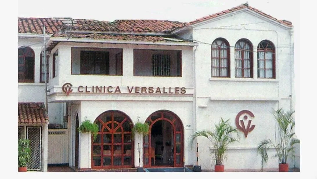 La imagen 5 de la Empresa CLÍNICA VERSALLES
