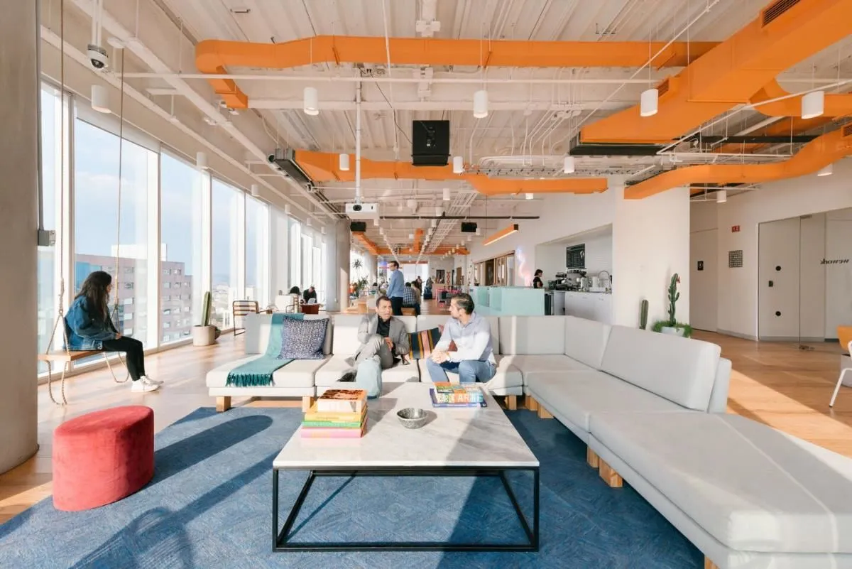 La imagen 9 de la Empresa WEWORK KM 5 AV. LAS PALMAS