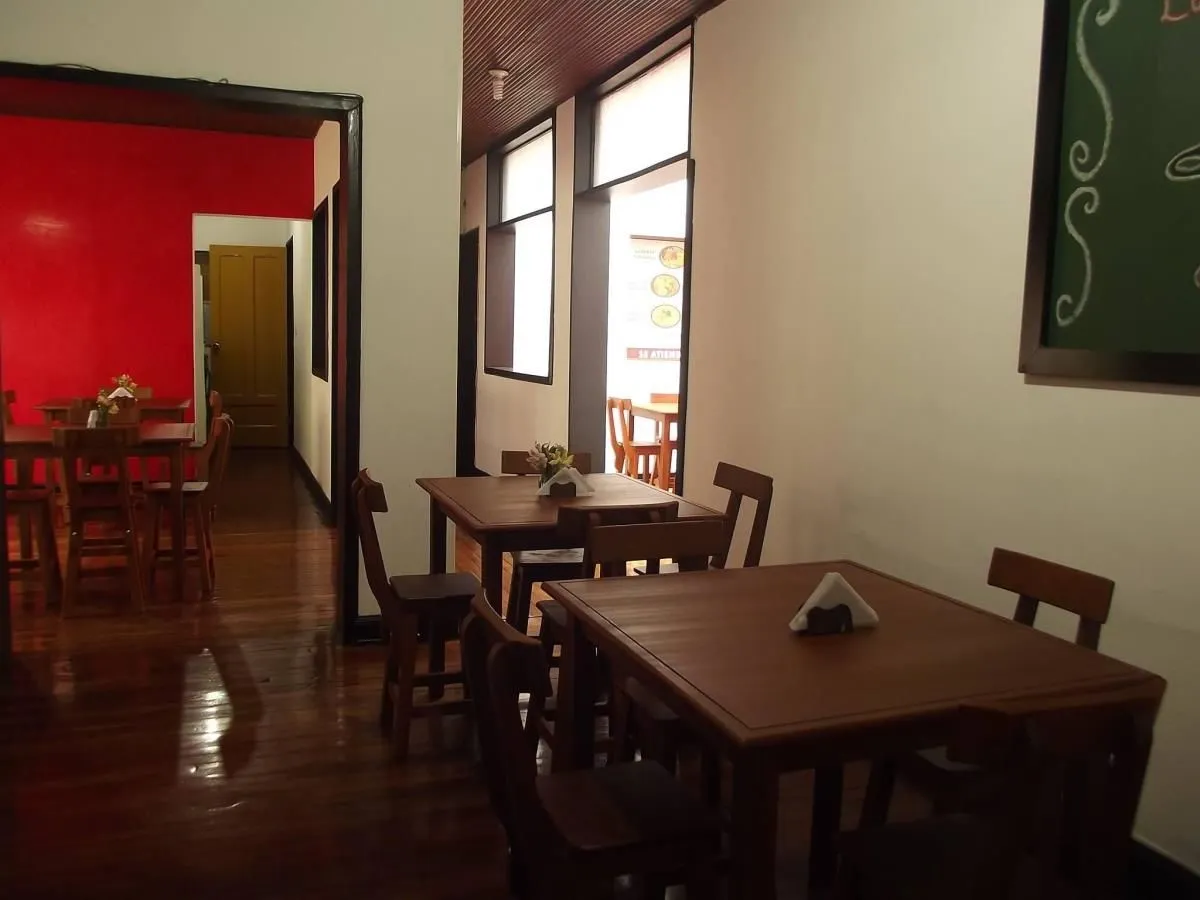 La imagen 3 de la Empresa LA CAZUELA RESTAURANTE