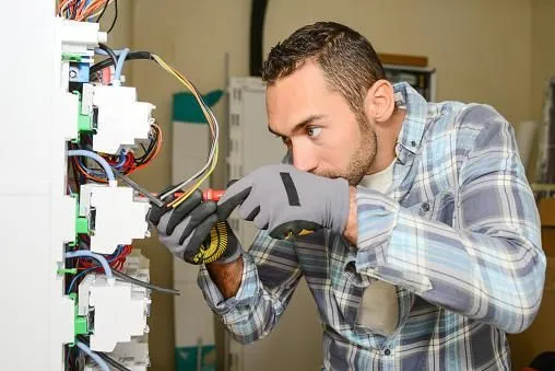 La imagen 1 de la Empresa ANTONIO ORDOÑEZ-ELECTRICISTA RESIDENCIAL
