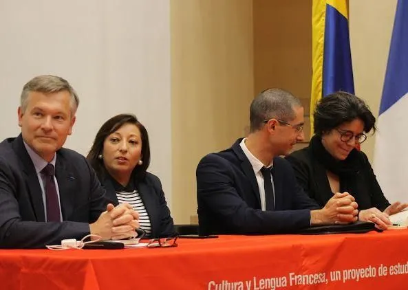 La imagen 2 de la Empresa ALIANZA COLOMBO FRANCESA DE MANIZALES