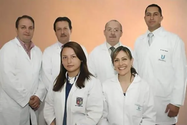 La imagen 2 de la Empresa CLÍNICA OFTALMOLÓGICA UNIGARRO