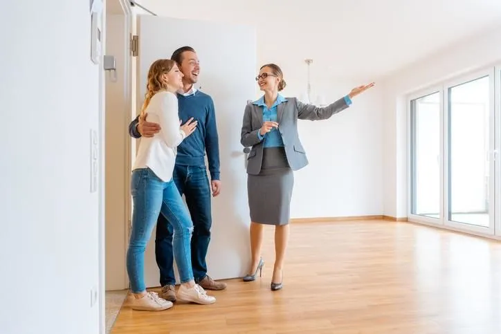 La imagen 4 de la Empresa INMOBILIARIA LUCIA PRADA