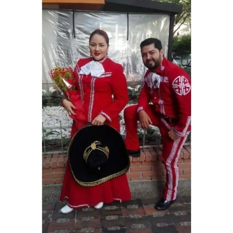 La imagen 3 de la Empresa MARIACHI REY MEXICAN