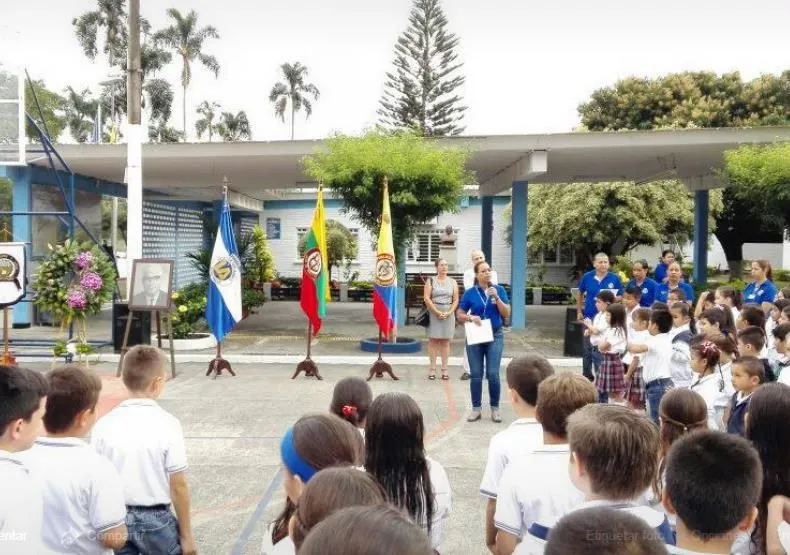 La imagen 5 de la Empresa COLEGIO LICEO DE LOS ANDES FUNED