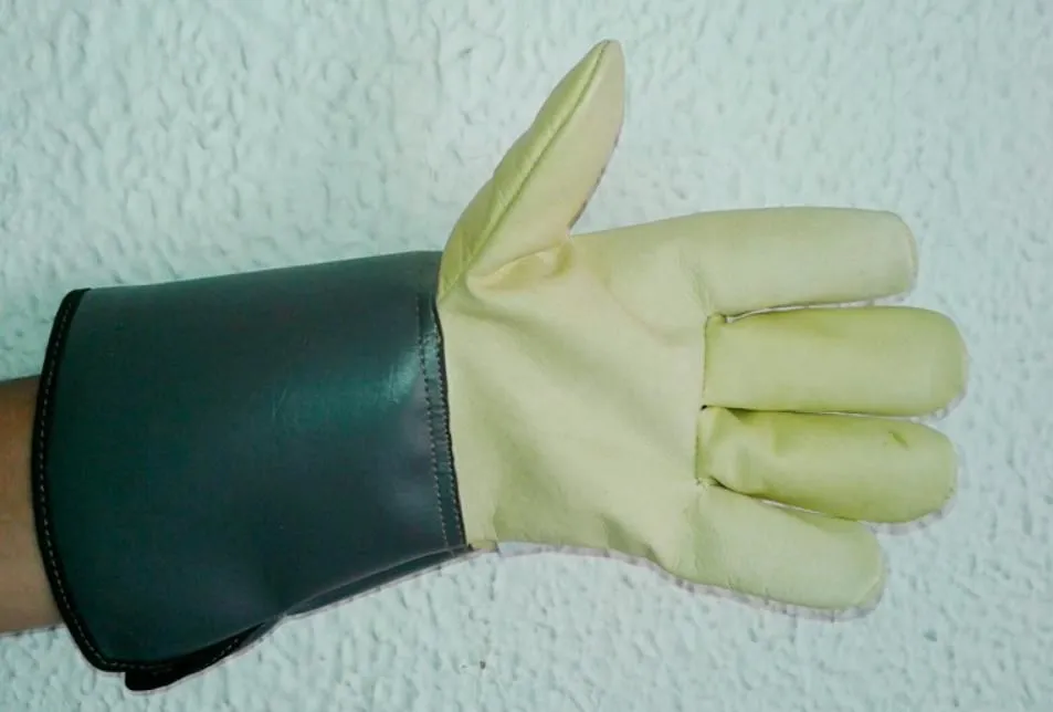 La imagen 2 de la Empresa GUANTES TITAN